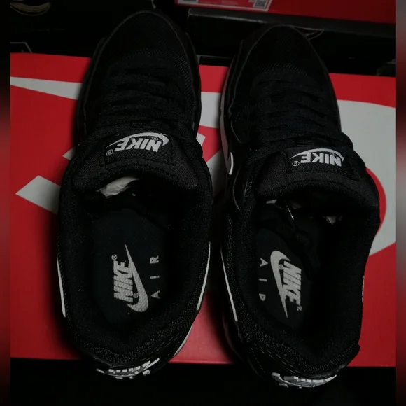 NIKE AIR MAX 90S ESSENTIAL WOMEN US SIZE 7 SUPER MINT COND "USED ITEM NO - Picture 5 of 10